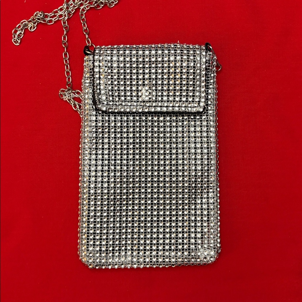 Elegant Silver Crossbody Bag